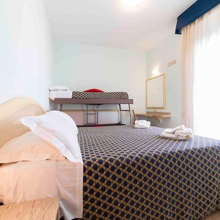 里米尼Residenza Melucci公寓式酒店 外观 照片