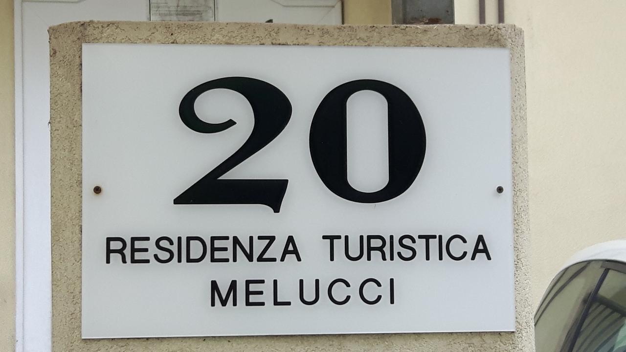 里米尼Residenza Melucci公寓式酒店 外观 照片