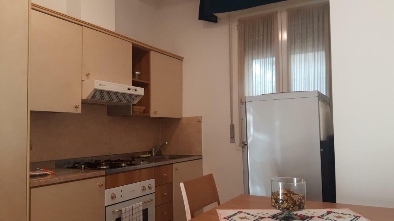 里米尼Residenza Melucci公寓式酒店 外观 照片